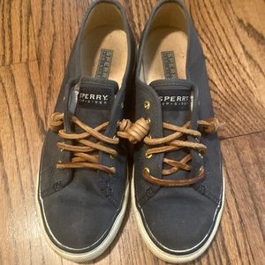Sperry sneakers size 6